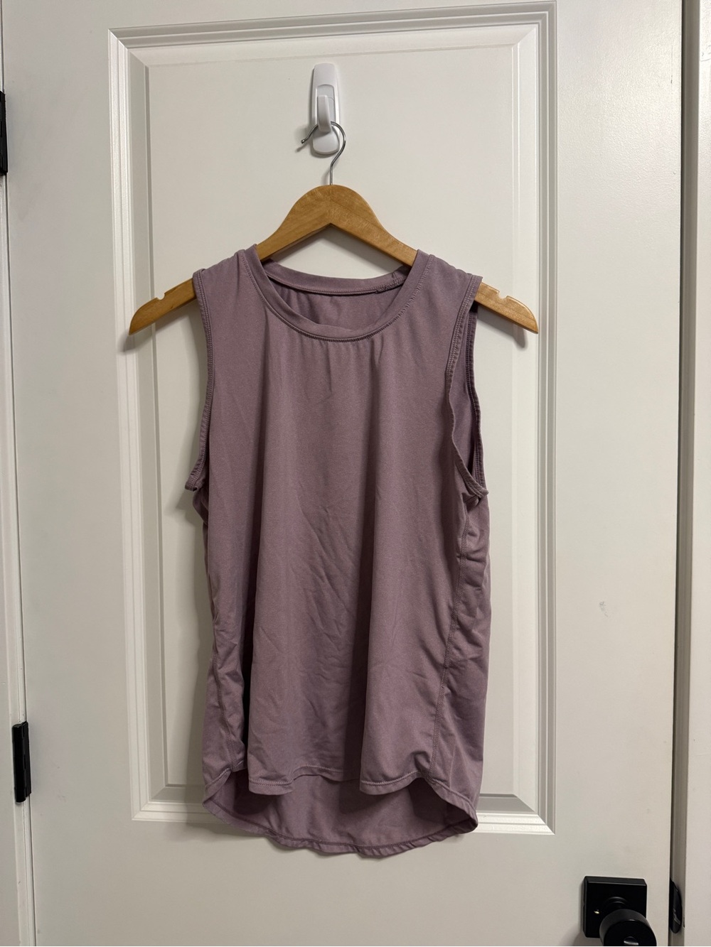 Amazon Women's Sleeveless Scoop Neck Tank Top - Dusty Mauve